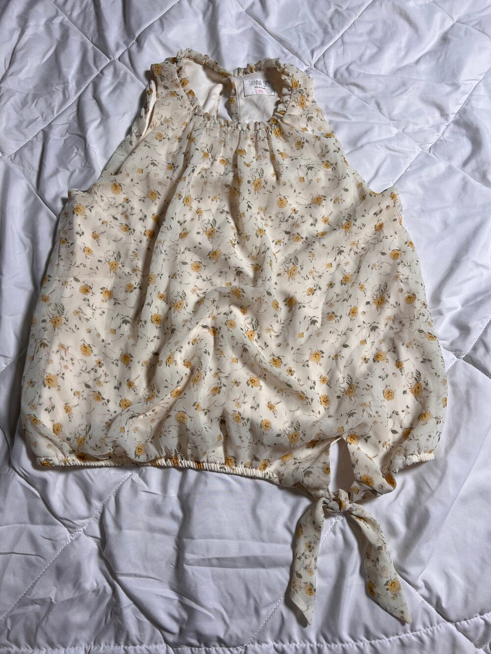 Sienna Sky Cream Yellow Floral Ruffle Tie Hem Blouse XS